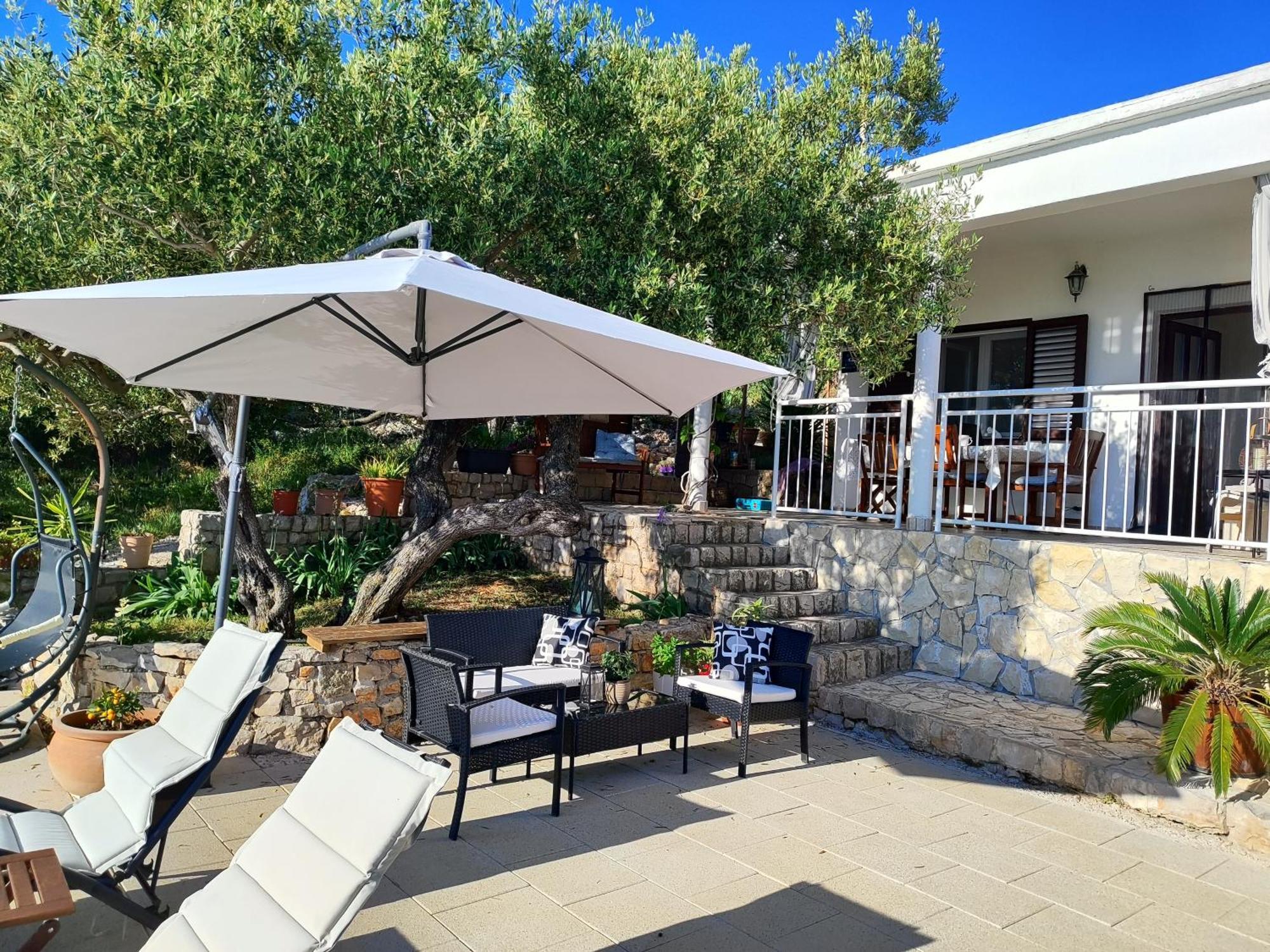 Villa Weekend House Olive Garden Donje Selo na Šolti Exterior foto
